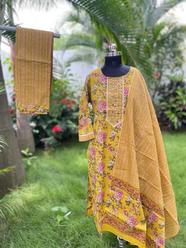 CARNATION YELLOW SUIT