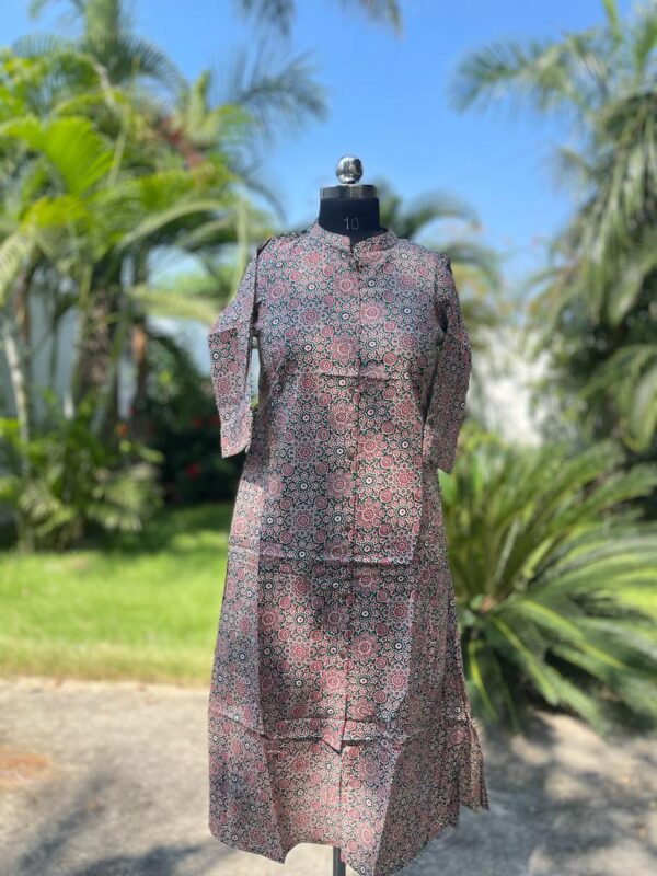 AJRAKH PRINTED COTTON KURTA