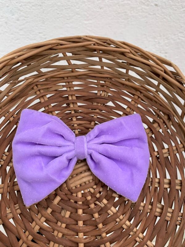LAVENDER VELVET BOW CLIP